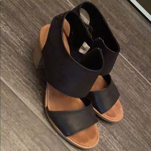 TOMS black leather Majorca heeled sandal